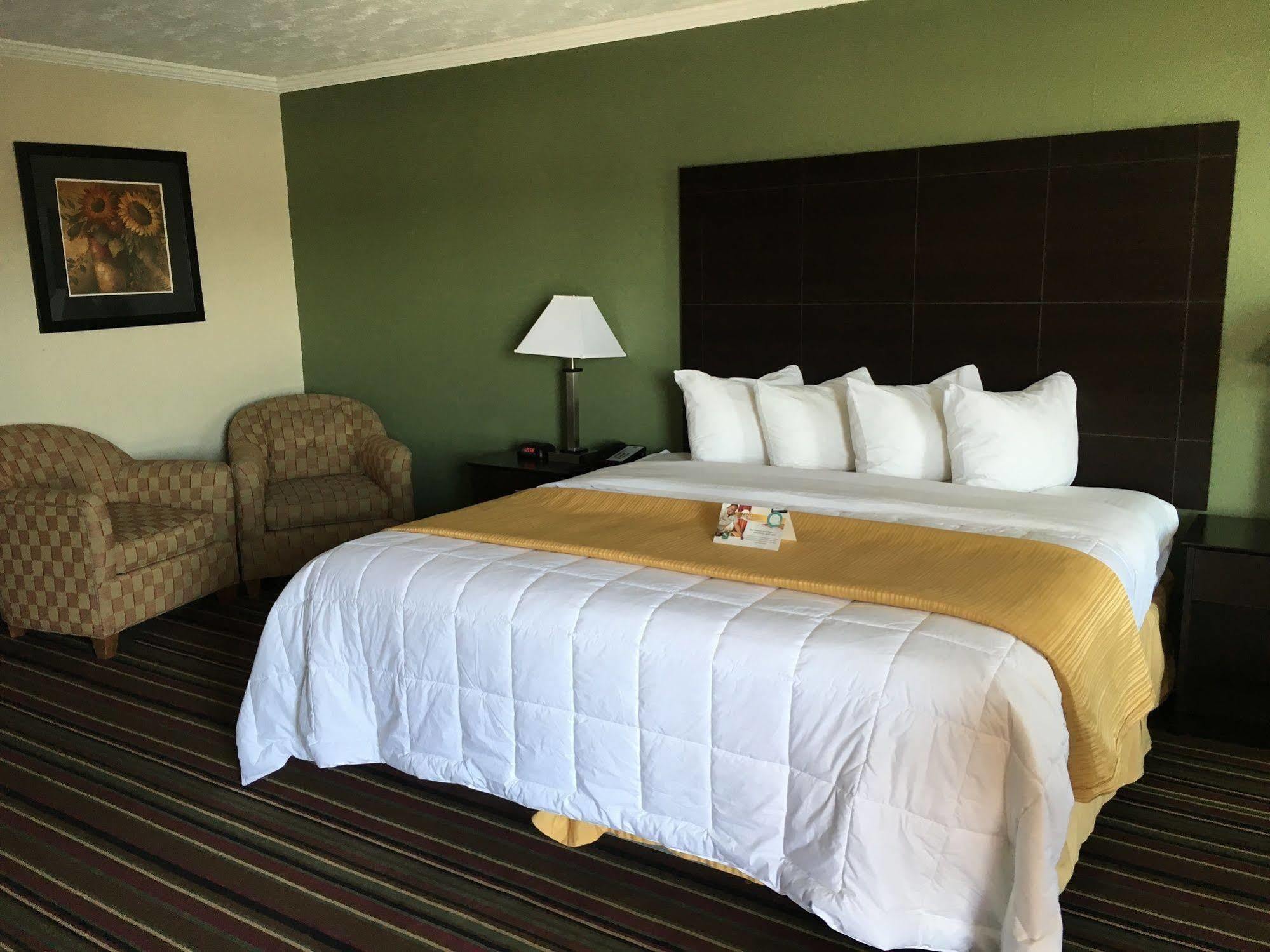 Quality Inn & Suites Horse Cave Exteriér fotografie