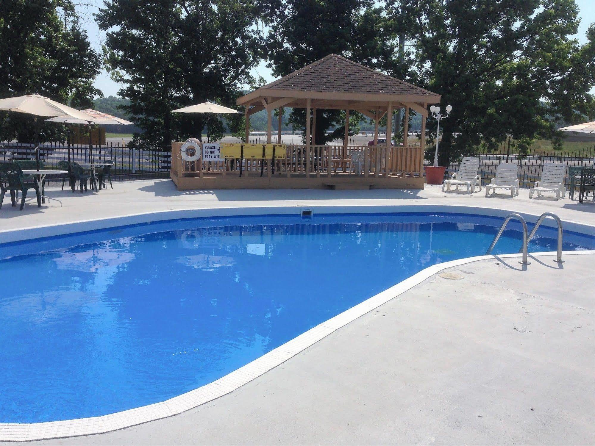 Quality Inn & Suites Horse Cave Exteriér fotografie
